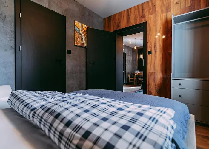 Apartment Garncarska 3 *